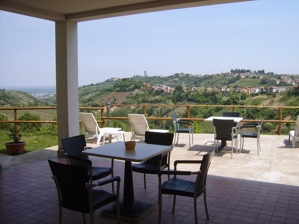 La Vecchia Cantina Stradella Luaran gambar