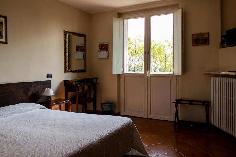La Vecchia Cantina Stradella Luaran gambar
